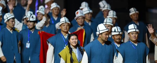 II Дүйнөлүк көчмөндөр оюндарынын ачылыш аземи. Архив - Sputnik Кыргызстан