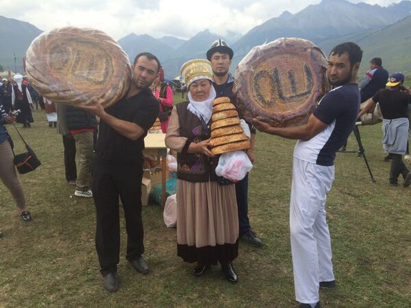 Культурные мероприятия в рамках ВИК на джайлоо Кырчын Культурные мероприятия в рамках ВИК на джайлоо Кырчын - Sputnik Кыргызстан