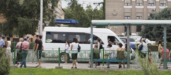 Аялдамадагы маршурттук унаа. Архив - Sputnik Кыргызстан