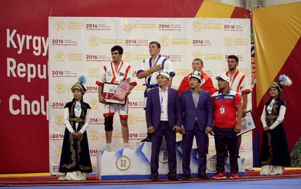 Всего разыгрывалось 20 медалей: 5 золотых, 5 серебряных и 10 бронзовых (в одной весовой категории две бронзы). - Sputnik Кыргызстан