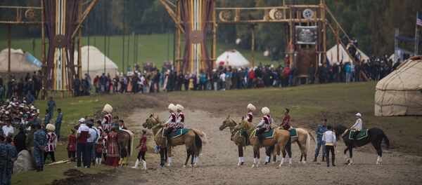 Кырчын жайлоосундагы театралдык иш чаралар. Архив - Sputnik Кыргызстан