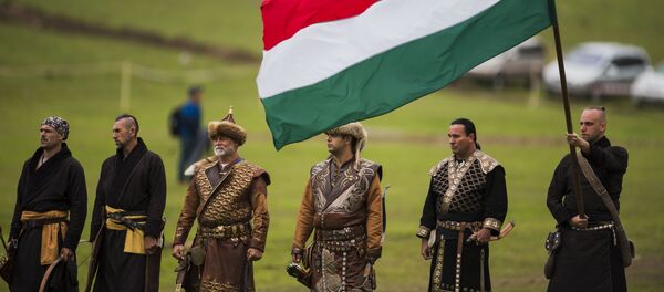 Национальные игры салбуруун в рамках Всемирных игр кочевников на джайлоо Кырчын - Sputnik Кыргызстан