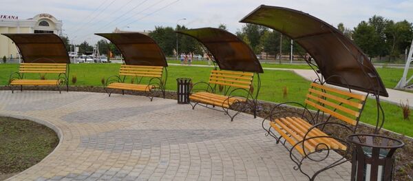 Сквер, посвященный событиям 24 марта 2005 года в Бишкеке - Sputnik Кыргызстан