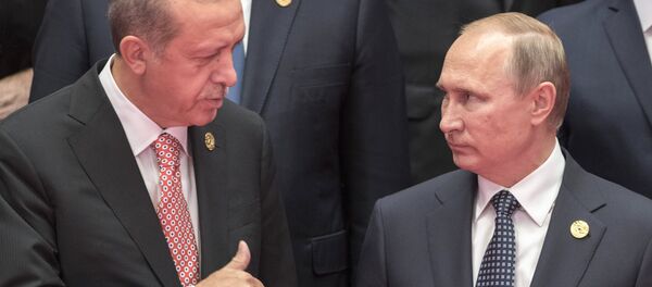 Президент России Владимир Путин и глава Турции Реджеп Тайип Эрдоган. Архивное фото - Sputnik Кыргызстан