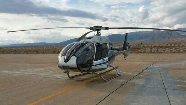 Airbus Helicopters II Дүйнөлүк көчмөндөр оюндарынын расмий демөөрчүсү катары уюштуруучуларга берген H130 үлгүсүндөгү тик учак - Sputnik Кыргызстан