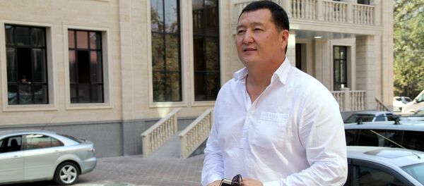 КР эмгек сиңирген артисти, Рыспай Абдыкадыров атындагы сыйлыктын ээси, обончу жана аткаруучу Сыймык Бейшекеев - Sputnik Кыргызстан