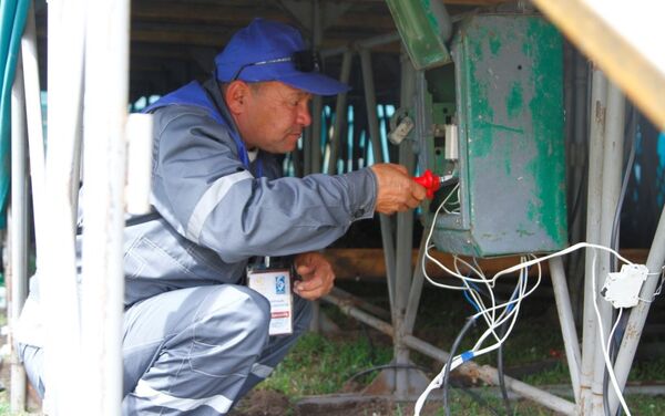 Муниципальные службы мэрии Бишкека проводят работы в ущелье Кырчын и на ипподроме в Чолпон-Ате - Sputnik Кыргызстан