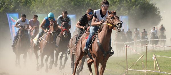 Фестиваль Беноевская весна в Чеченской Республике - Sputnik Кыргызстан