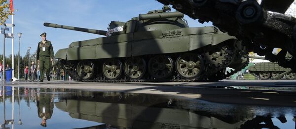 Первый в мире серийный советский средний танк Т-55 МБ (разработан в 1985 году), оборудованный автоматической системой противоатомной защиты (ПАЗ), представленный на выставке в рамках Международного военно-технического форума АРМИЯ-2016. - Sputnik Кыргызстан