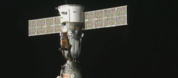 Кадры расcтыковки от МКС и приземления последнего корабля серии &quot;Союз ТМА-20М&quot; - Sputnik Кыргызстан