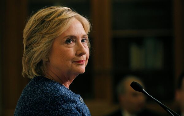 Кандидат в президенты США от Демократической партии Хиллари Клинтон - Sputnik Кыргызстан
