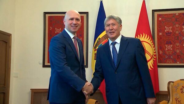 Президент КР и премьер Молдовы обсудили вопросы двусторонних отношений - Sputnik Кыргызстан