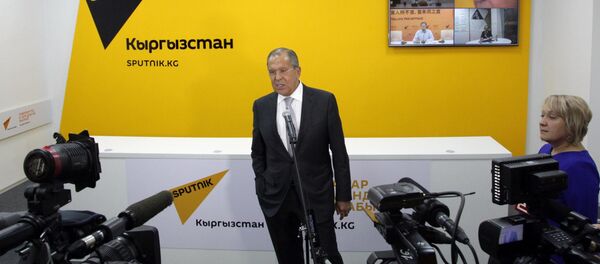 Глава МИД РФ С. Лавров принял участие в церемонии открытия редакционного центра Sputnik Кыргызстан в Бишкеке - Sputnik Кыргызстан