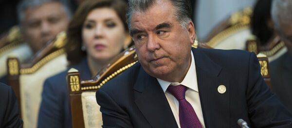 Архивное фото президента Таджикистана Эмомали Рахмона - Sputnik Кыргызстан