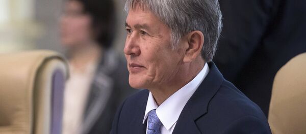 Архивное фото президента Кыргызской Республики Алмазбека Атамбаева - Sputnik Кыргызстан