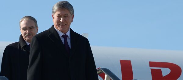Архивное фото президента Кыргызстана Алмазбека Атамбаева - Sputnik Кыргызстан