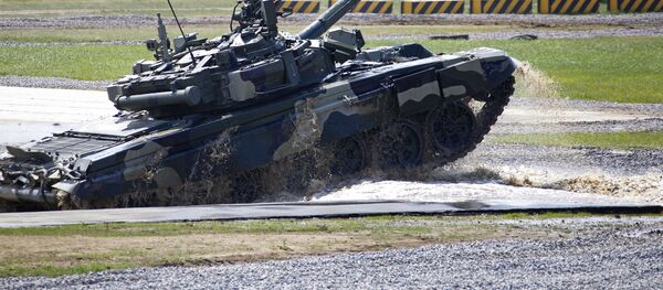 Т-80 танкынын архивдик сүрөтү - Sputnik Кыргызстан