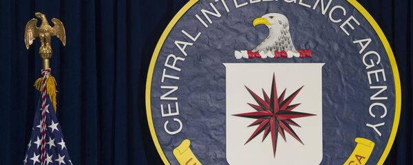Архивное фото эмблемы центрального разведывательного управления США, ЦРУ - Sputnik Кыргызстан