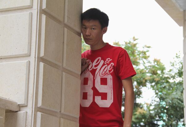 Участник юмористической группы Ак-Орго City Самат Эркинбеков - Sputnik Кыргызстан