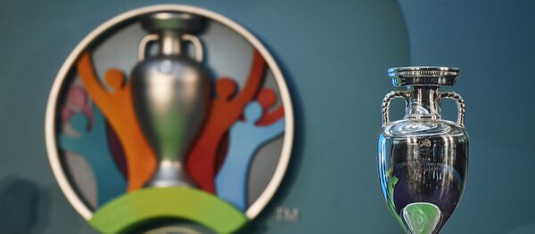 Официальный логотип Чемпионата Европы по футболу 2020 года - Sputnik Кыргызстан