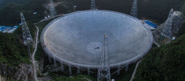 Крупнейший в мире радиотелескоп FAST, Гуйчжоу. Китай - Sputnik Кыргызстан