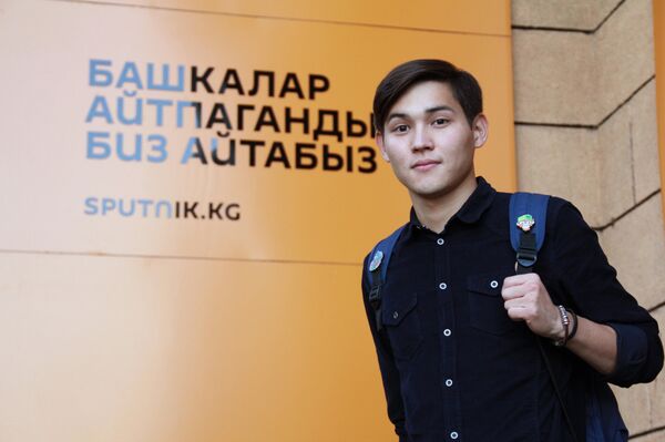Музыкант, показавший один лучших результатов на конкурсе исполнителей Новая волна Нурсултан Азыкбаев - Sputnik Кыргызстан