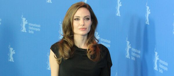 Актриса Анжелина Жолинин архивдик сүрөтү - Sputnik Кыргызстан