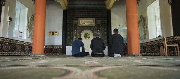 Центральная мечеть имени Ибрахим ажы в городе Каракол - Sputnik Кыргызстан