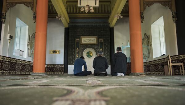 Центральная мечеть имени Ибрахим ажы в городе Каракол - Sputnik Кыргызстан