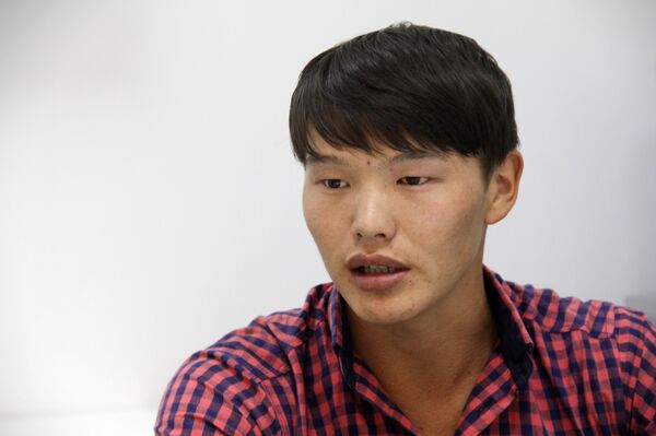 Последствия взрыва у здания китайского посольства в Бишкеке - Sputnik Кыргызстан