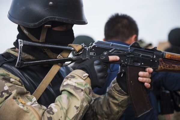 Военные учения сотрудников ГСИН в Бишкеке - Sputnik Кыргызстан