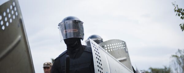 Сотрудники МВД. Архивное фото - Sputnik Кыргызстан