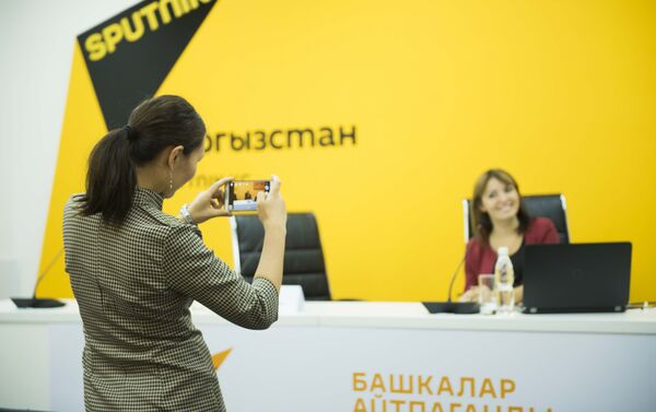 Информационный портал Sputnik Кыргызстан начал работать на кыргызском и русском языках в декабре 2014 года - Sputnik Кыргызстан