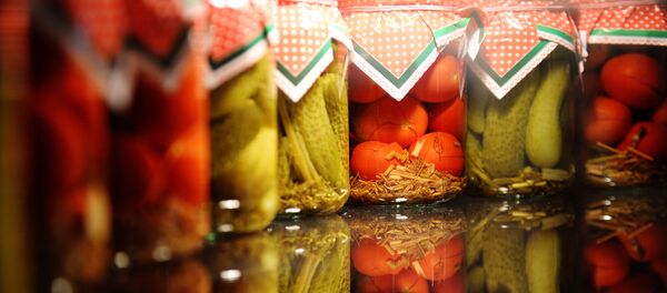 Консервированные овощи. Архивное фото - Sputnik Кыргызстан