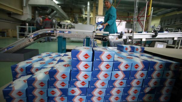 Коробки с сахаром на заводе, архивное фото - Sputnik Кыргызстан