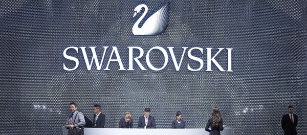 Посетители у павильона компании Swarovski, архивное фото - Sputnik Кыргызстан