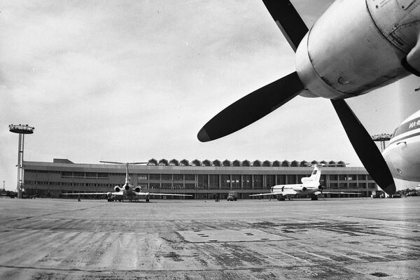 Самолеты в аэропорту Манас. 1978 год - Sputnik Кыргызстан