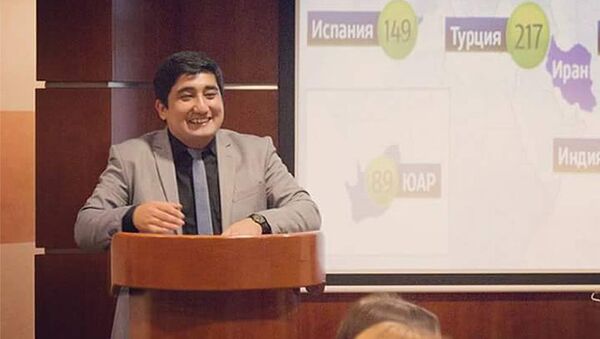 Узбекский политолог, колумнист Рафаил Саттаров - Sputnik Кыргызстан