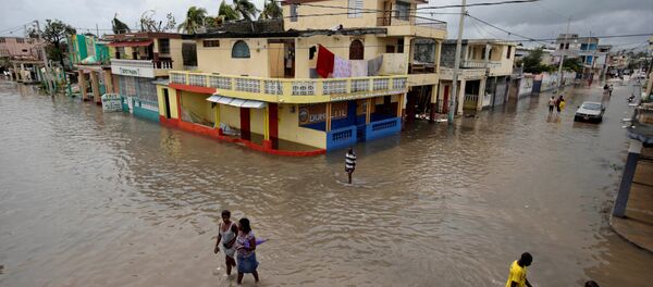 Гаитиде борон-чапкындуу шамалдан улам суу каптаган көчөлөр - Sputnik Кыргызстан