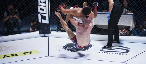 ММА балбандары беттеш учрунда. Архив - Sputnik Кыргызстан