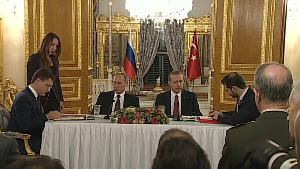 РФ и Турция подписали соглашение по Турецкому потоку. Кадры церемонии - Sputnik Кыргызстан