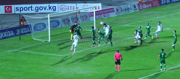 Радость тысяч болельщиков — сборная КР забила победный гол туркменистнацам - Sputnik Кыргызстан