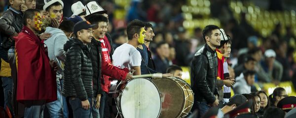 Футбол күйөрмандары. Архив - Sputnik Кыргызстан