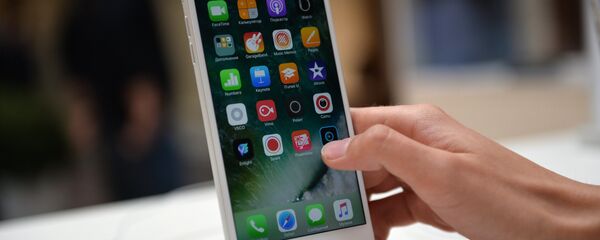 Архивное фото смартфонов iPhone 7 - Sputnik Кыргызстан
