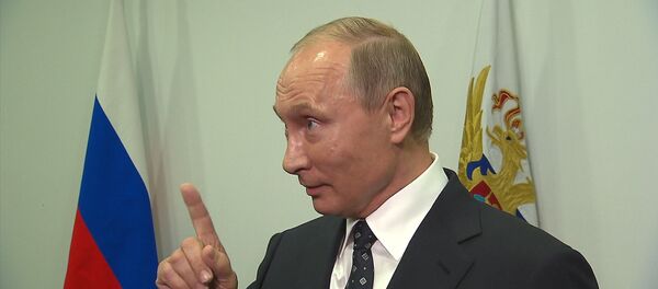 Путин назвал экзотическим предложение США по защите гумконвоя в Сирии - Sputnik Кыргызстан