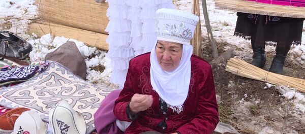 Баласагындын кар алдындагы 1000 жылдыгы: пальточон аткаминерлер, кайыккан уздар - Sputnik Кыргызстан