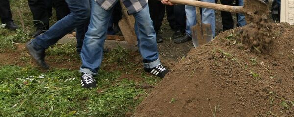 Захоронение мусульманина - Sputnik Кыргызстан