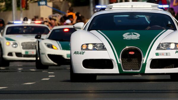 Автомобили марки Bugatti, Lamborghini и Bentley полиции Дубая, ОАЭ. Архивное фото - Sputnik Кыргызстан