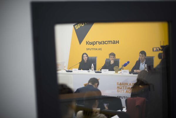 Пресс-конференция в мультимедийном центре Sputnik Кыргызстан съемочной группы кыргызской киноленты Завещание отца - Sputnik Кыргызстан