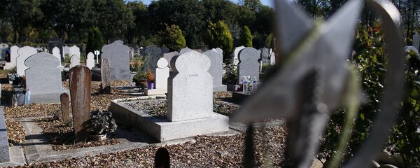 Мусульманское кладбище - Sputnik Кыргызстан